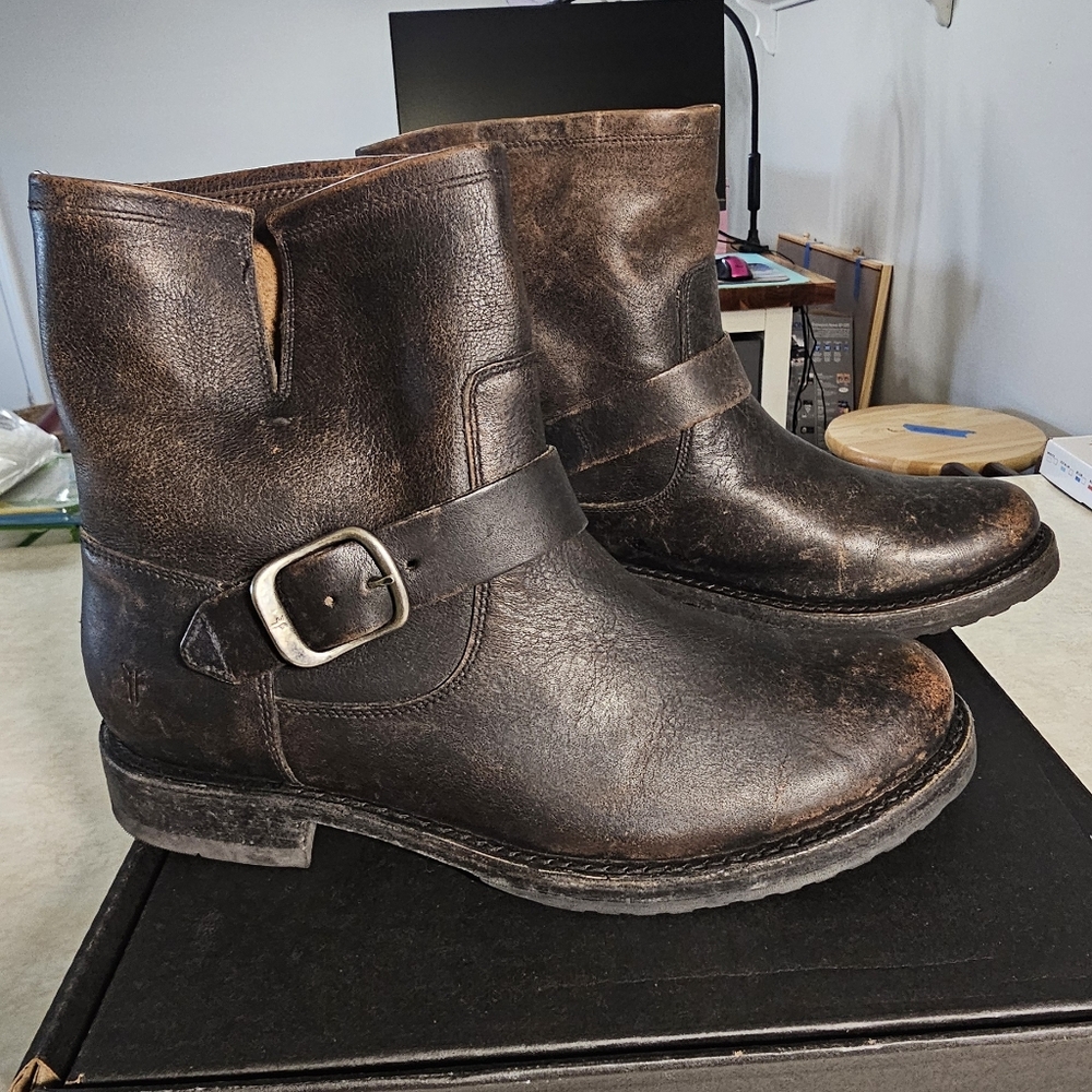 Frye Veronica boots